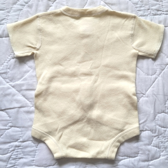 10/$20 ❄️ Wardrobe Essentials Onesie - Picture 2 of 5